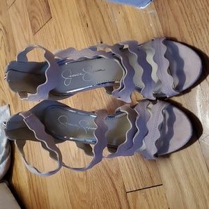 Jessica simpson scalloped cut Heels Light pink zipper back